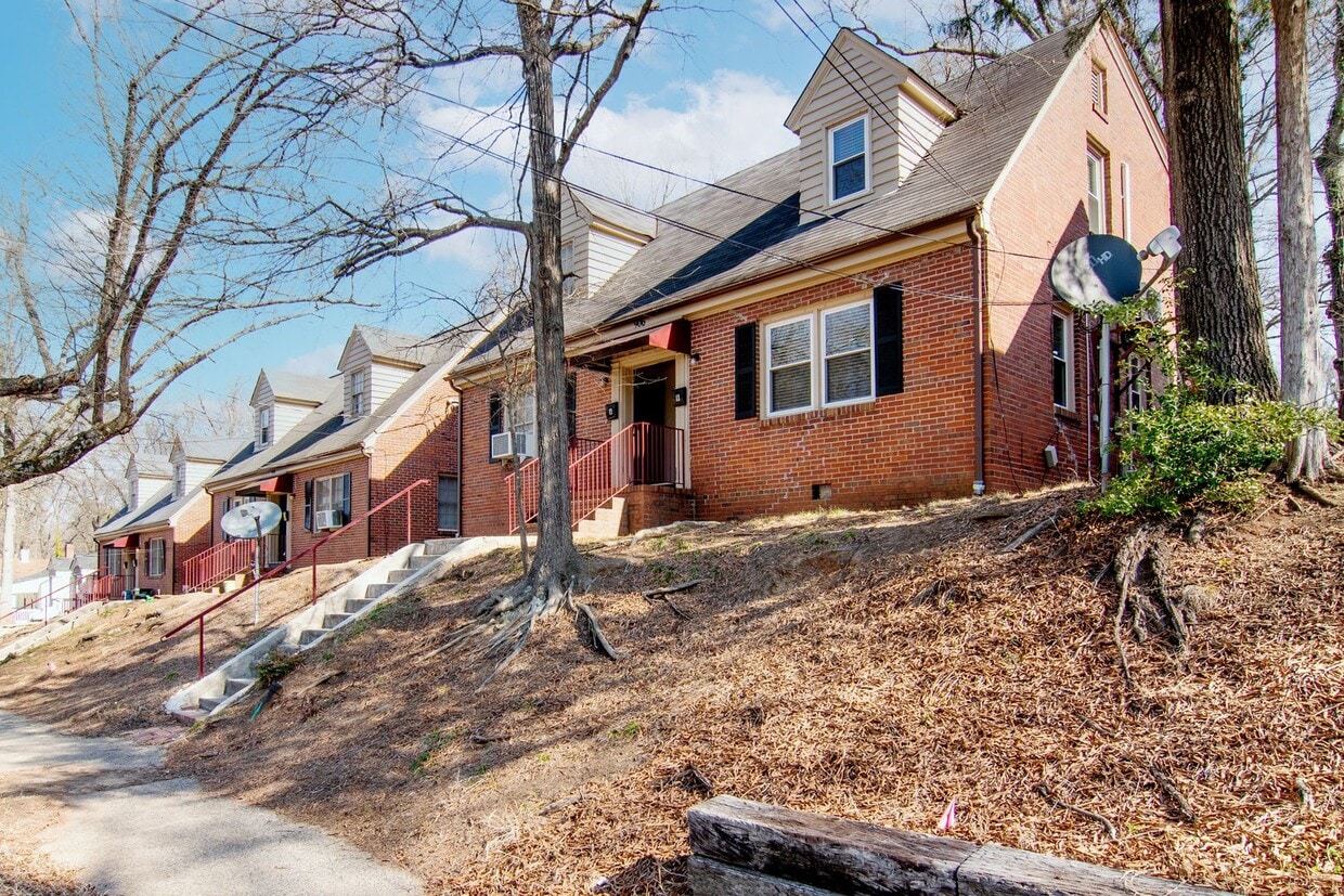 Spacious 1 Bedroom Duplex in Trinity Park,... - Spacious 1 Bedroom Duplex in Trinity Park,...