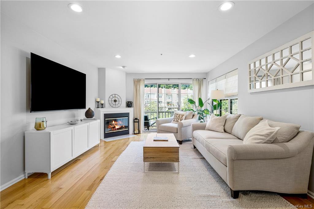 Foto principal - 1101 Pondside Dr