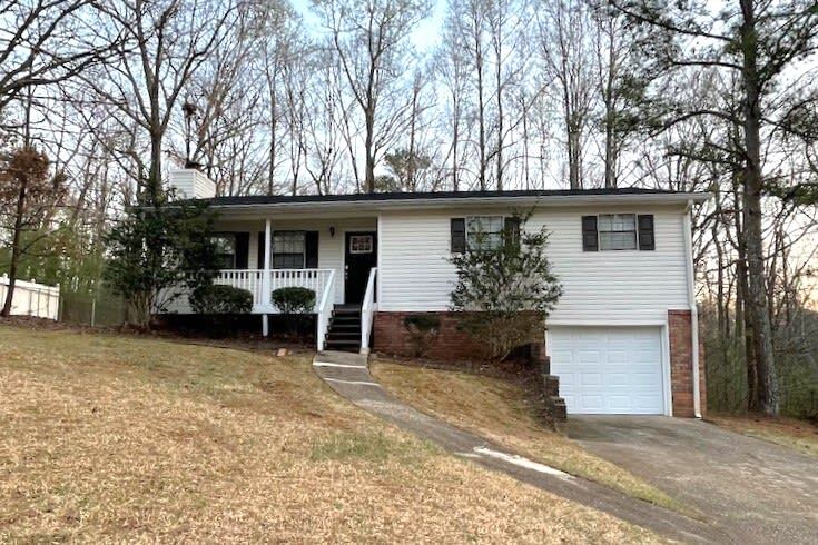 Primary Photo - 5925 S Quail Dr