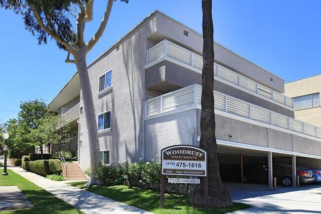 Dog Friendly Apartments - 3 Rentals | Apartments.com - Pet Friendly Apartments Sf Communities
