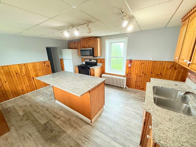 Foto del edificio - 3527 Kutztown Rd