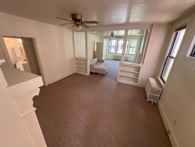 Foto del edificio - 2311 Sherbrook St