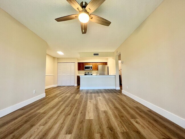 Foto del edificio - 5309 Summerlin Rd