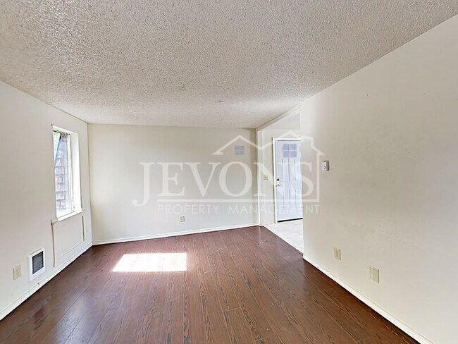 Building Photo - 1416 Garfield Ave