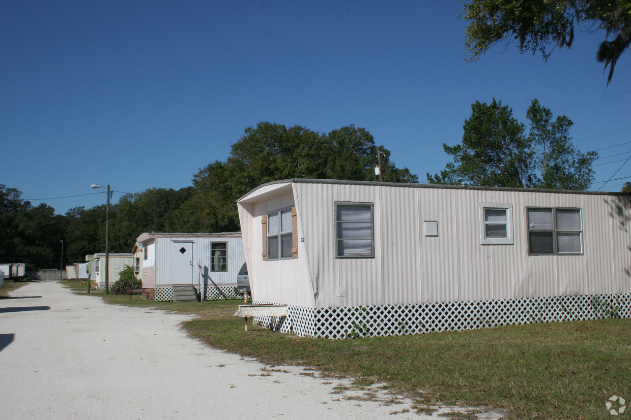 Primary Photo - Pinetree Village Mobile Home Park