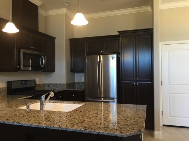 Cocina - 4379 Sibley Pl