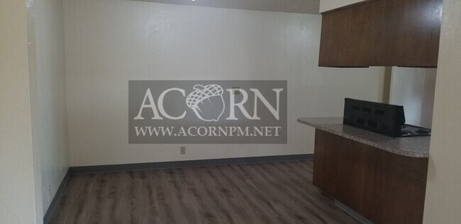 Building Photo - 4256 Jessen Dr