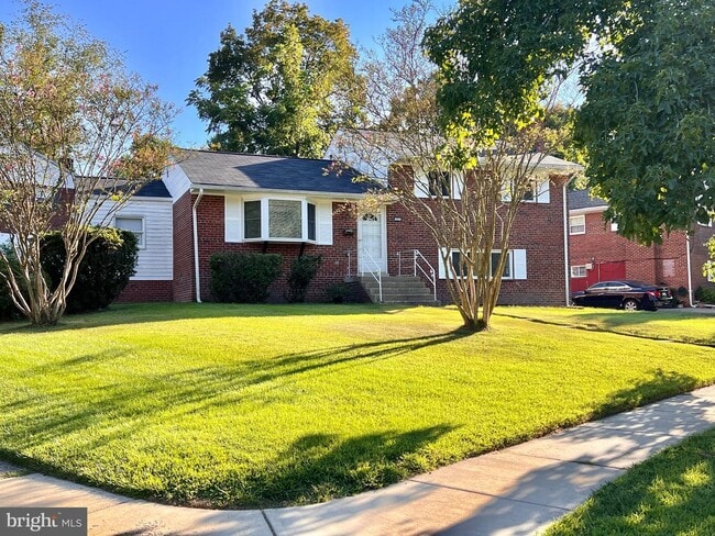 Photo - 12215 Hunters Ln House