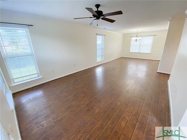 Foto del edificio - 205 Salt Landing Cir