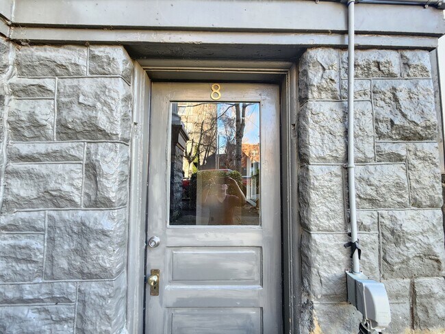 Foto del edificio - 2068 NW Flanders St