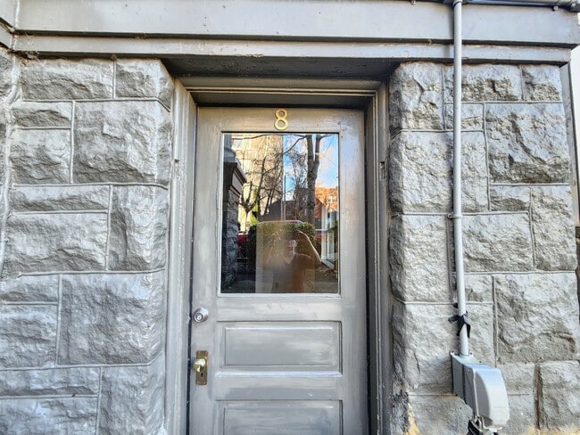 Building Photo - 2068 NW Flanders St