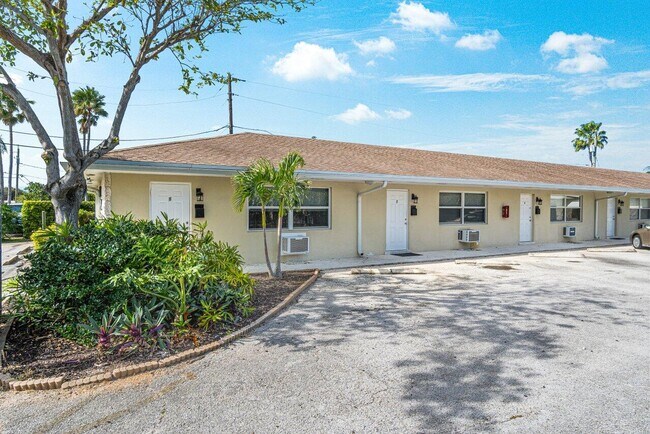 Foto del edificio - 751 Hummingbird Way