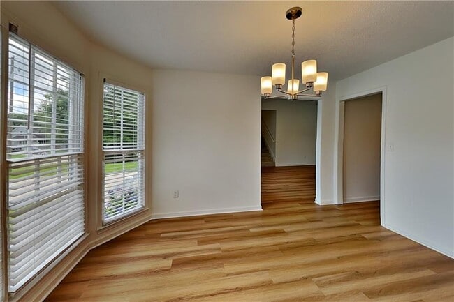 Foto del edificio - 297 Graison Ln