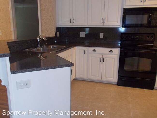 Building Photo - 7947 Brooks Crossing Dr