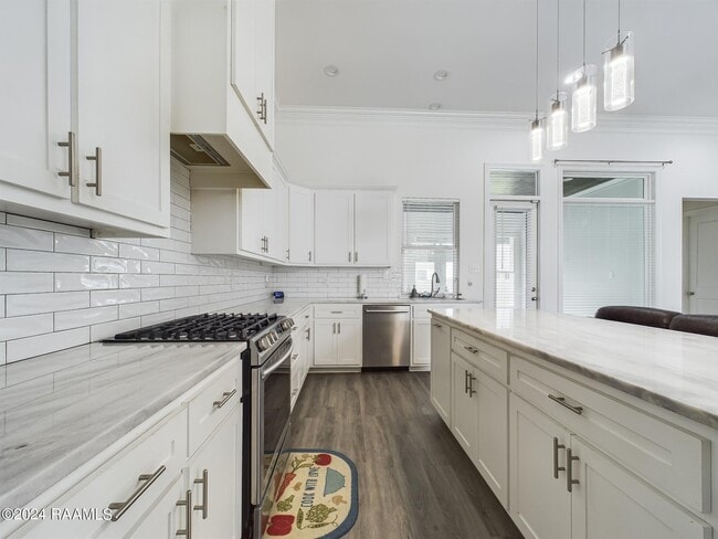 Building Photo - 316 Redfern St