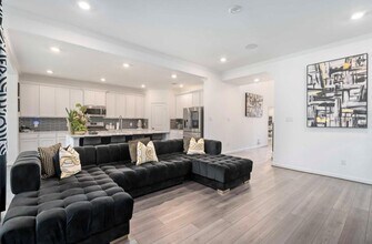 Building Photo - 4202 Redford Valley Rd