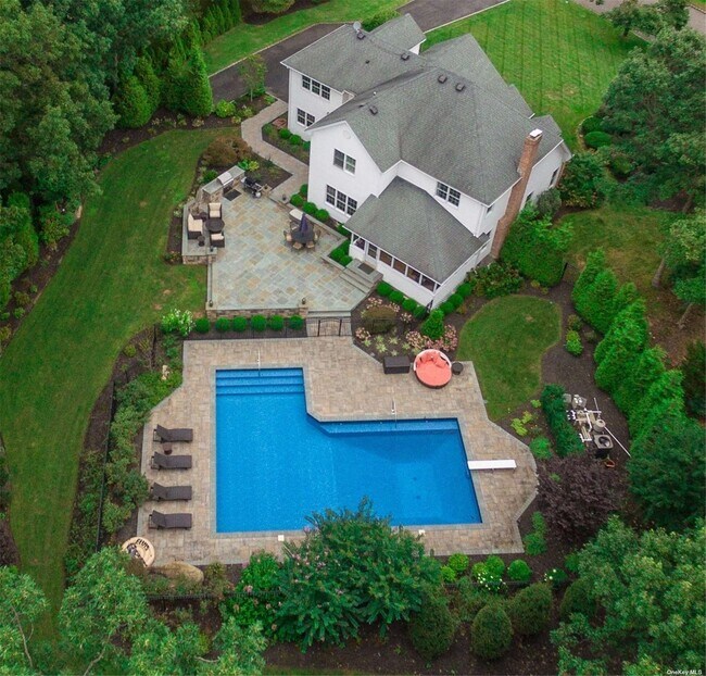 Foto del edificio - 10 Milemore Dr