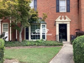 Building Photo - 7908 Briar Villa Pl