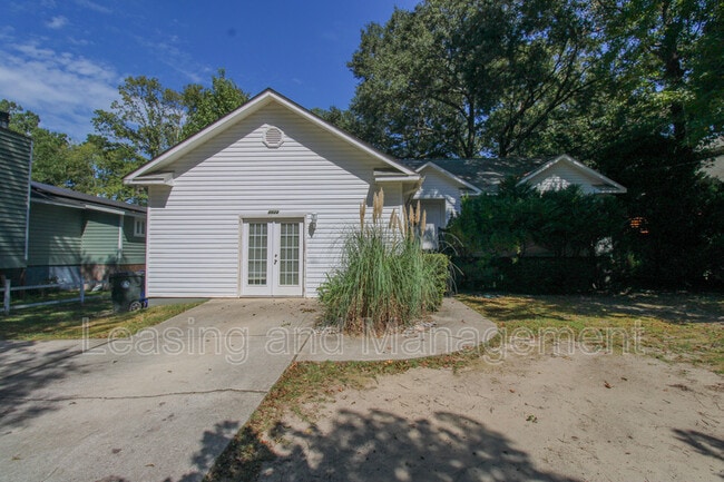 Photo - 1522 Theresa Dr House