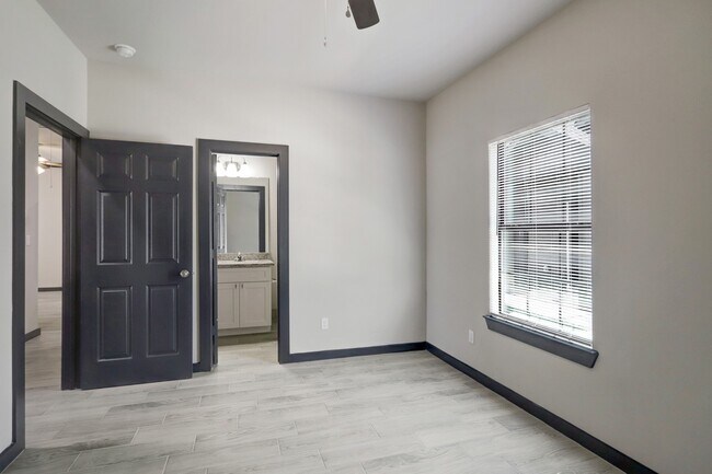 Foto del edificio - 5622 Kittridge St