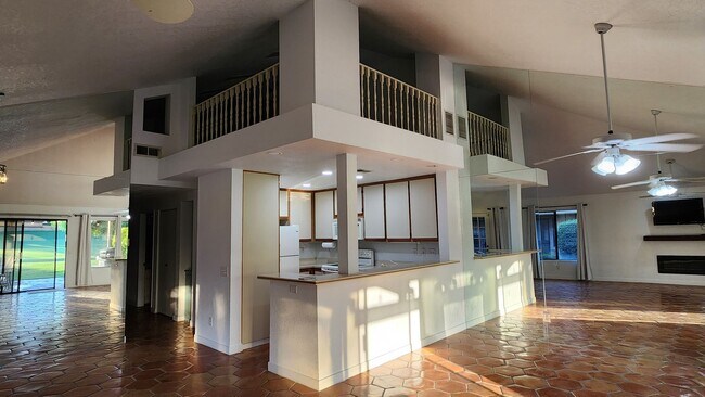 Foto del edificio - Two bedroom, two bath on the 15th fairway