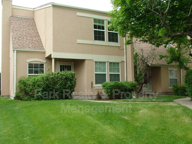 Primary Photo - 13295 E Amherst Ave