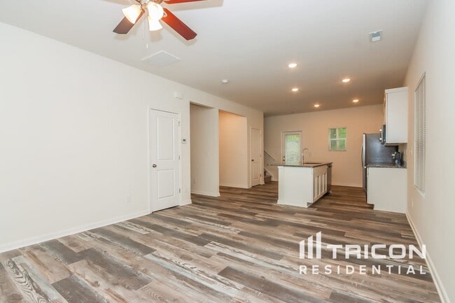 Building Photo - 113 Sunwood Ct
