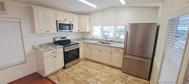 Foto del edificio - 5362 SE 65th Ave