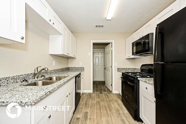 Building Photo - 2877 Old S Dr