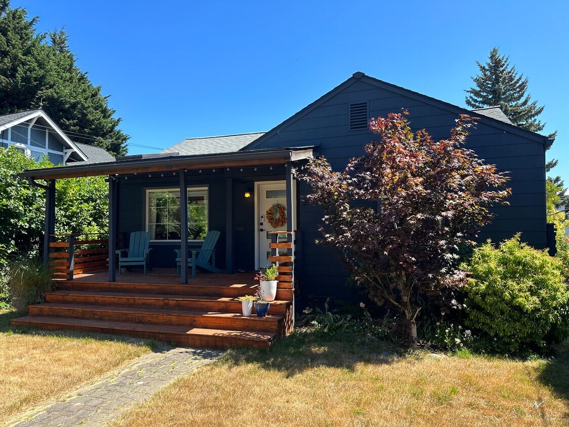 Primary Photo - Magnolia - 3 Bed / 2 Bath Home -