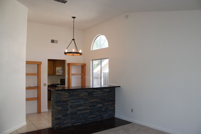 Foto del edificio - 3412 Leland St