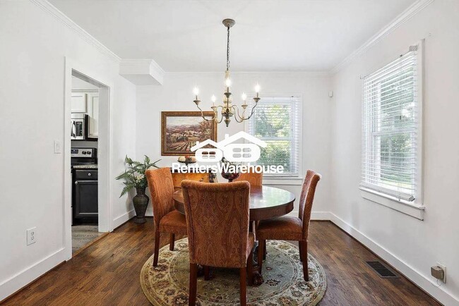 Building Photo - 1930 Normal St