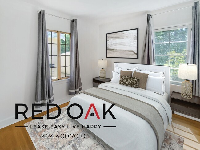 Building Photo - Bright And Spacious One Bedroom with Stain...