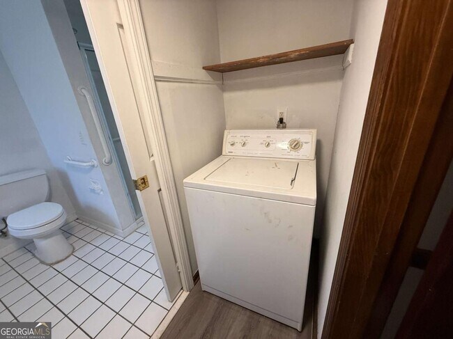 Foto del edificio - 3815 Samia Ct