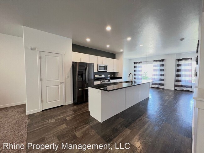 Foto del edificio - 4 br, 3 bath House - 664 W Koins Way