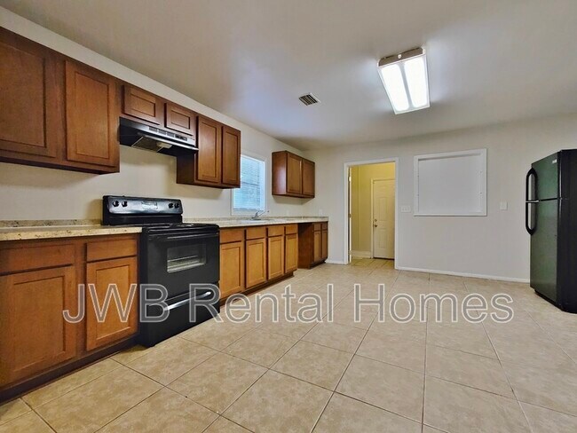 Foto del edificio - 5511 Royce Ave