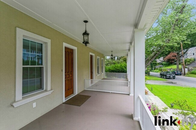 Building Photo - Orchard Ridge Road
