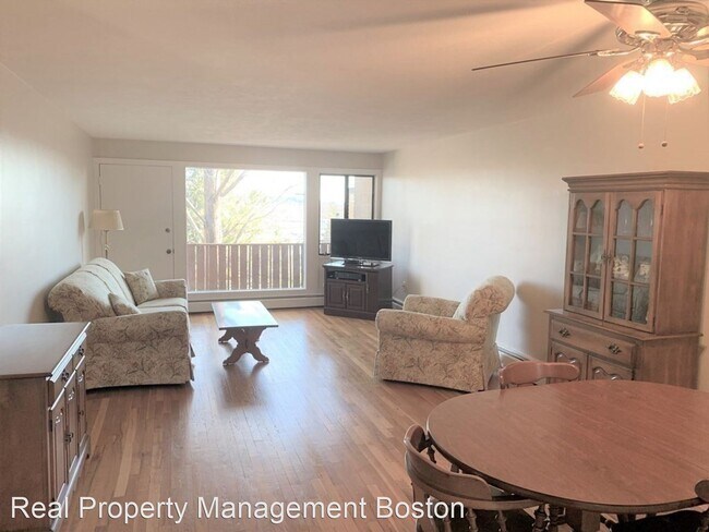 Foto del edificio - 2 br, 1 bath House - 301 Neponset St. Apt. 23