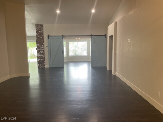 Building Photo - 18 Myrtle Beach Dr
