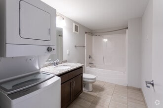 Alcove, 1BA - 504SF - Residence at Discovery Square