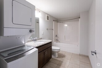 Alcove, 1BA - 504SF - Residence at Discovery Square
