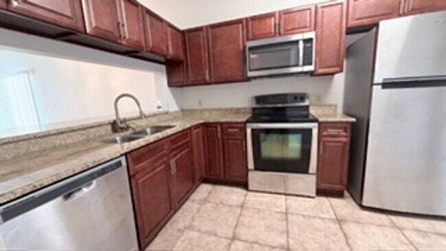 Building Photo - 135 Sand Pine Cir