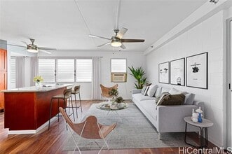 Building Photo - 1074 Lunalilo St