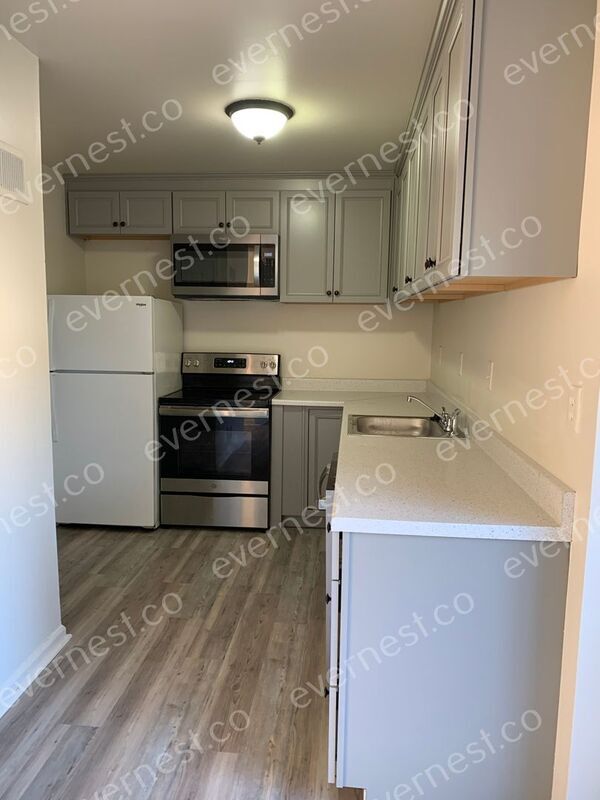 Building Photo - 507 Harris Ct