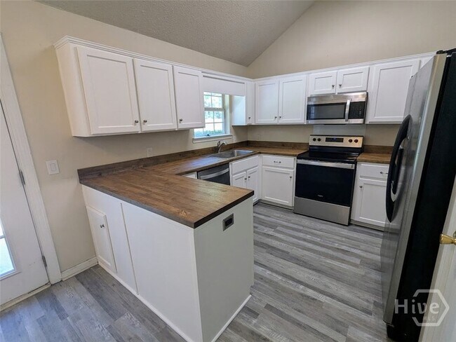 Building Photo - 89 Carlisle Ln