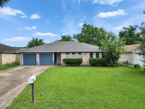 Building Photo - 18726 Wood Glen Ln