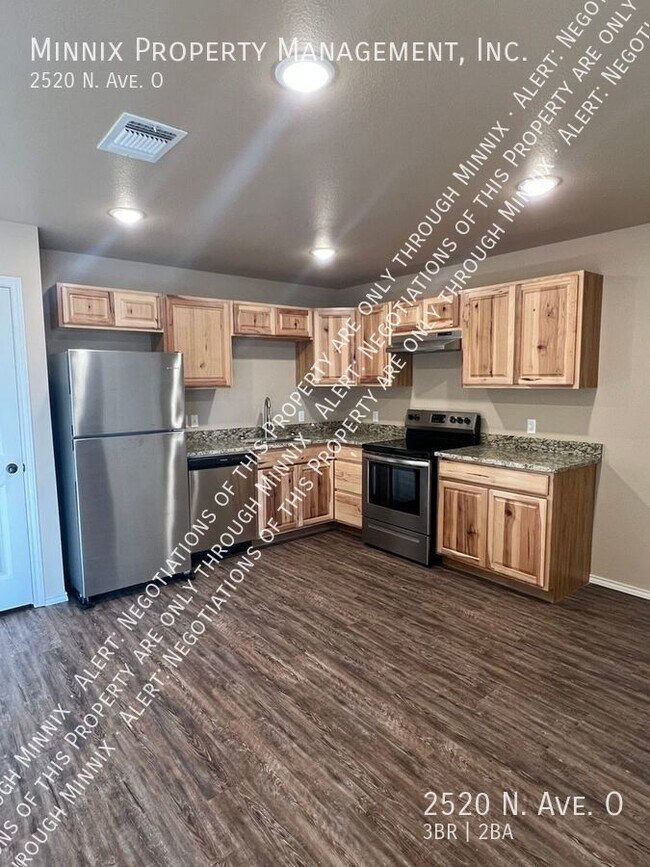 Foto del edificio - 2520 N. Ave O