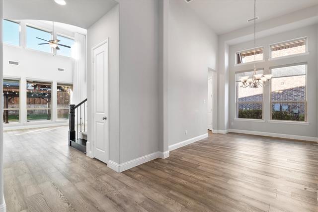 Foto del edificio - 1001 Grassy Shore Ln