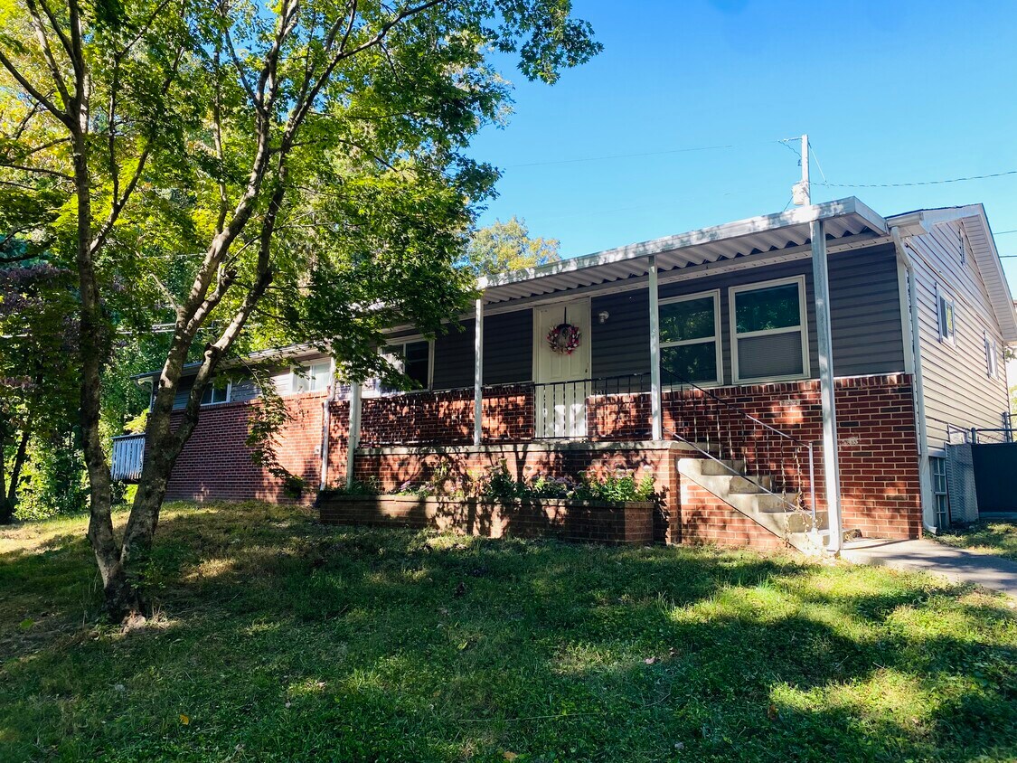 5731 Lucile Ln, Knoxville, TN 37921 House Rental in Knoxville, TN
