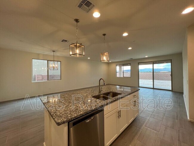 Building Photo - 12171 W Amarissa Dr